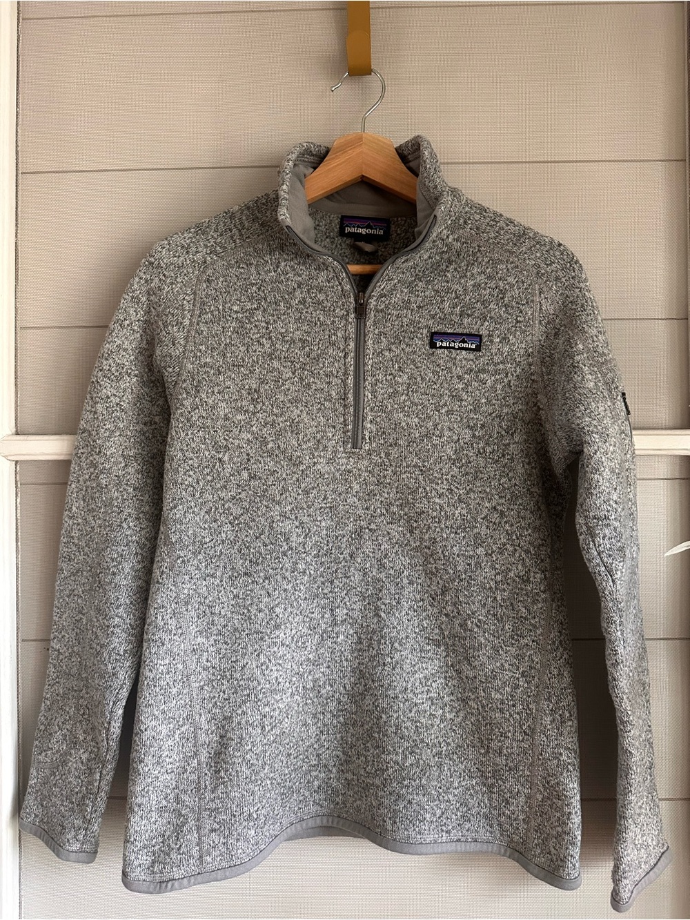 Patagonia Women’s Gray Heather Quarter-Zip Pullover